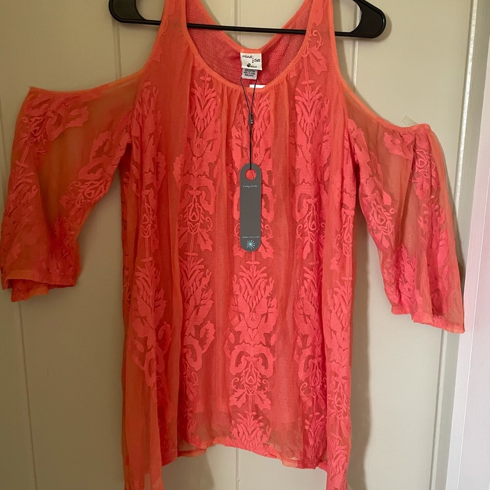 Beautiful knit flowing lace top